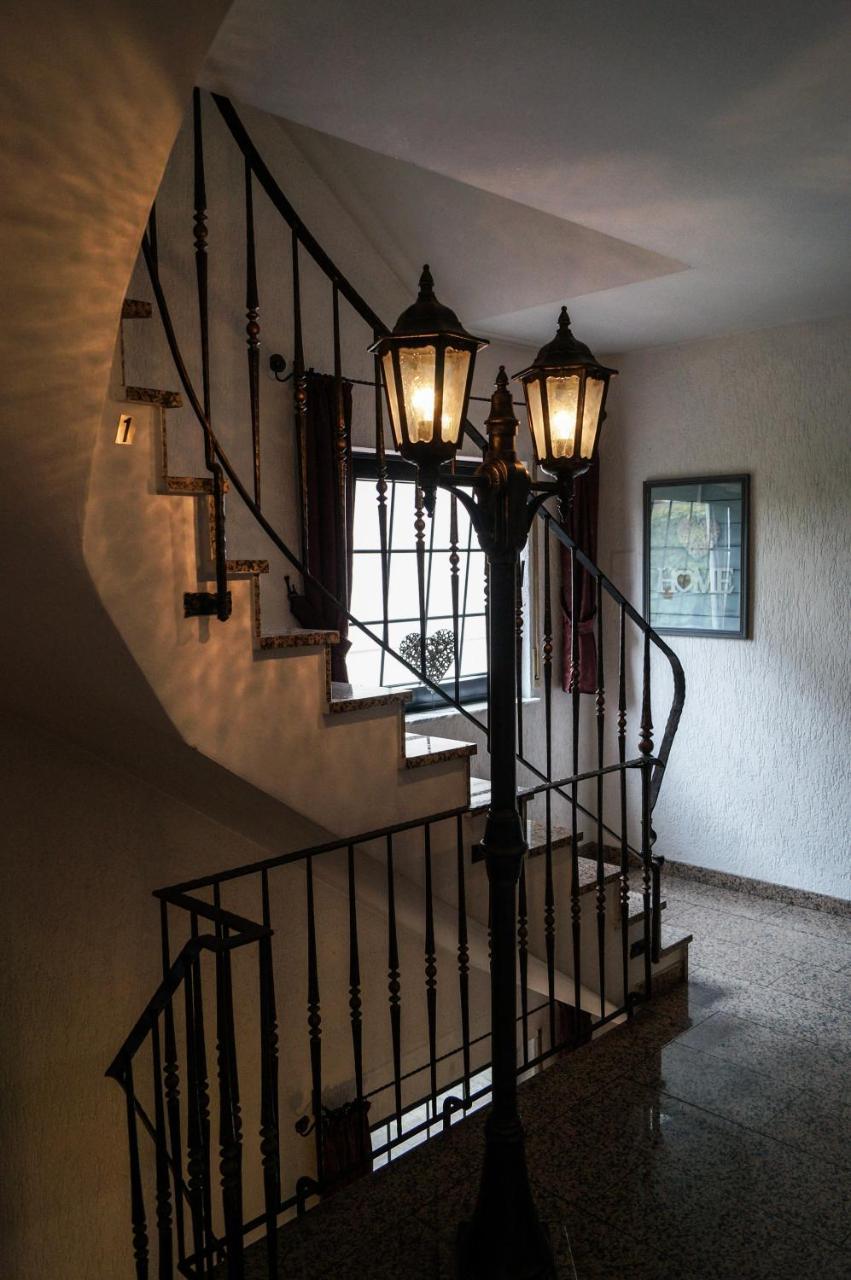 Hotel Zur Eisenbahn Limburg an der Lahn Esterno foto